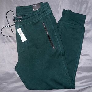 American Eagle Outfitters active fleece jogger. Green. Medium.